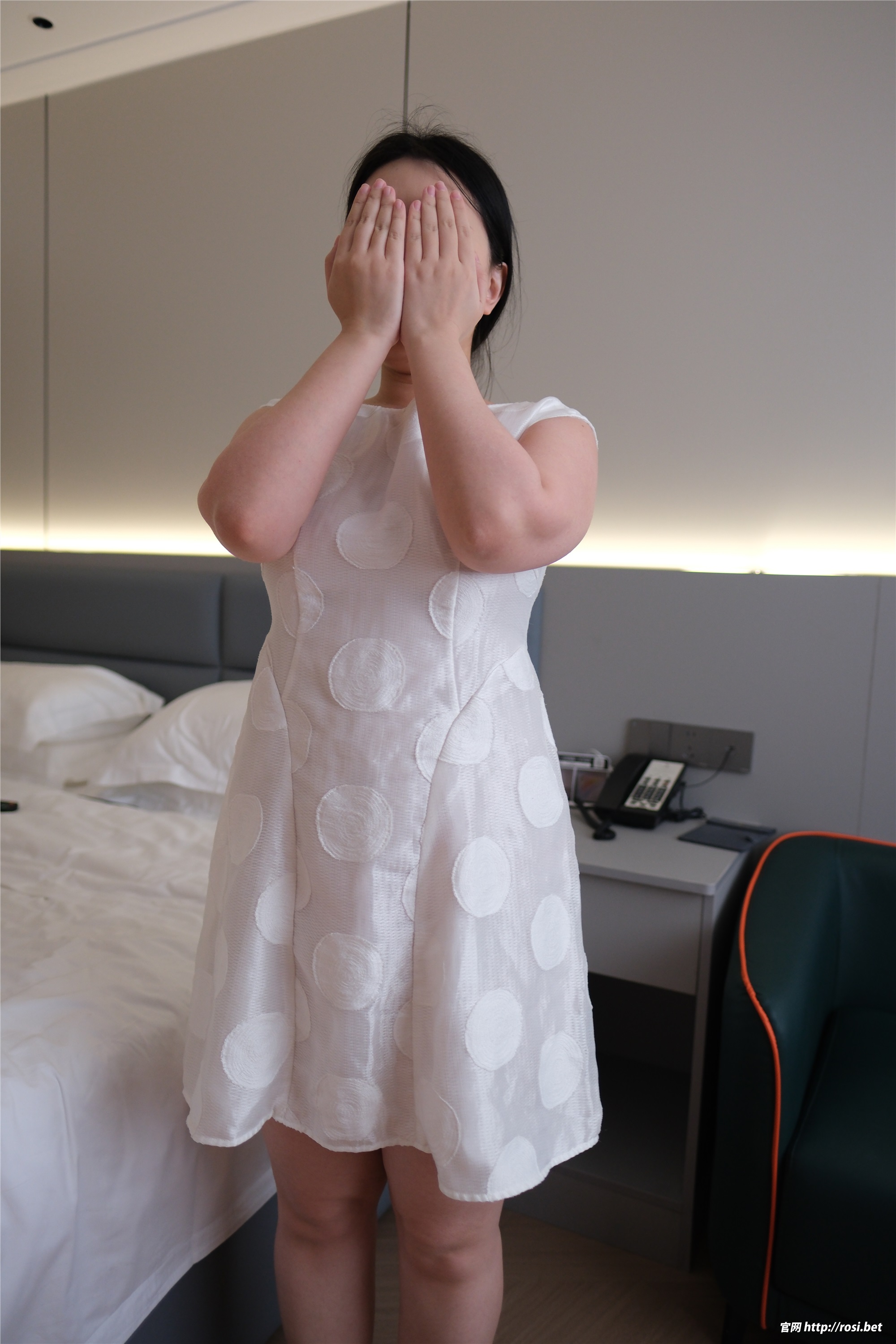 ROSI写真 2025.12.22 NO.5131